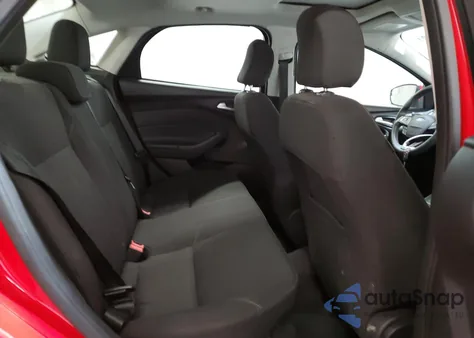 2015 Ford Focus Se z USA, uszkodzony, nr VIN 1FADP3F20FL205273